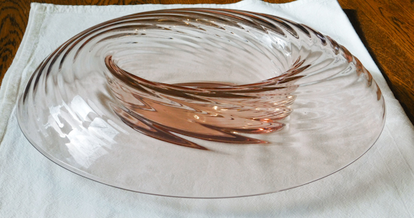 pink elegant depression glass console bowl with rolled rim swirl