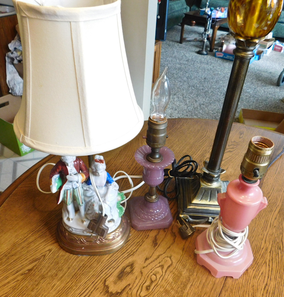 4 lamps