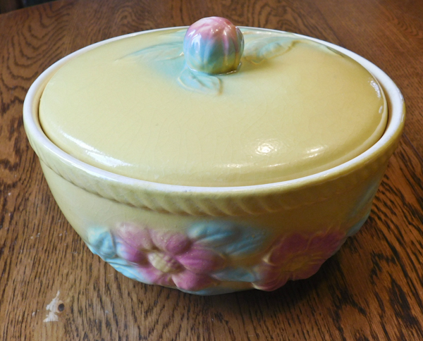 vintage ovenproof U.S.A. covered casserole yellow floral