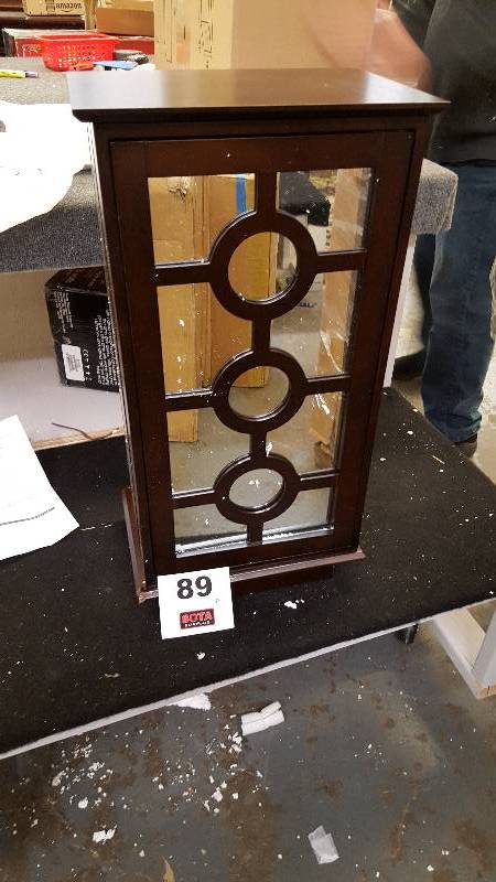lot 89 image: Powell Mirrored Jewelry Armoire