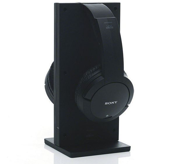 lot 108 image: Sony Noise-Reduction Wireless Headphones
