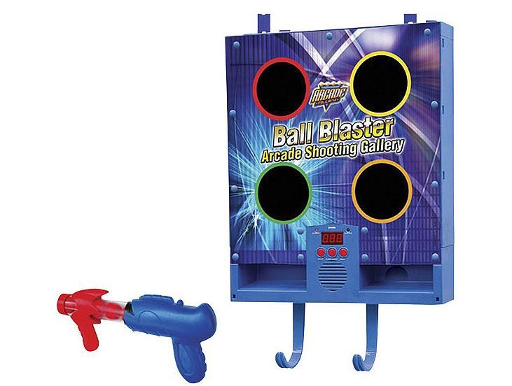 lot 42 image: Moose Mountain Arcade Alley Ball Blaster