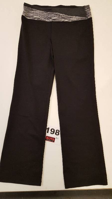 lot 198 image: KIRKLAND Woman Active Yoga Pants Black- Large