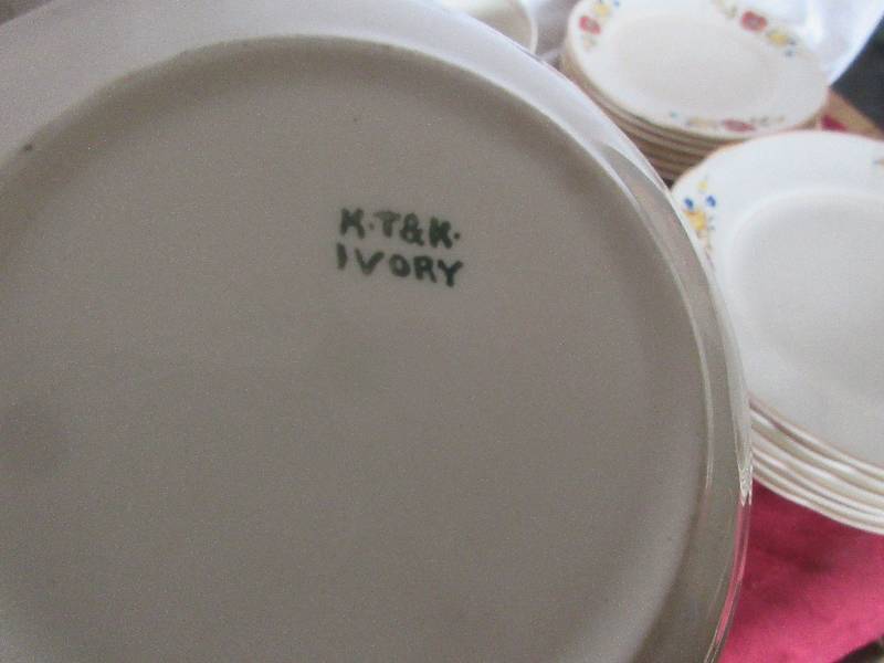 SET FOR SIX T&K IVORY CHINA