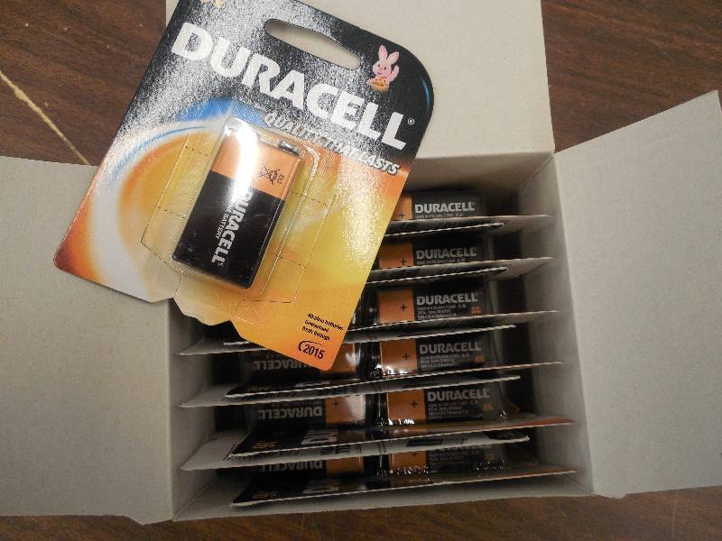 Case of 12 Duracell Coppertop 9V Battery
