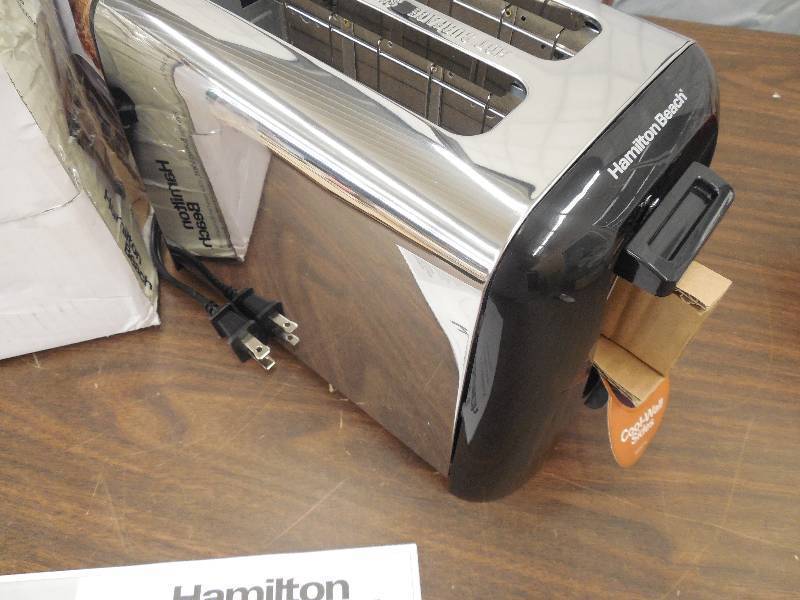 Hamilton Beach Cool Wall 2-slice Toaster, Chrome