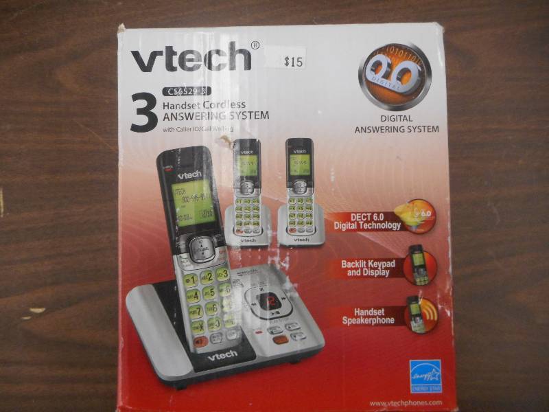 VTECH 3 HANDSETS AND CORDLESS ANSWERING SYSTEM