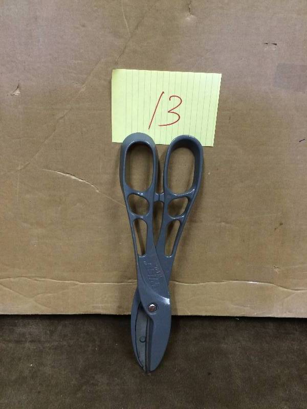 Wiss 14 in. Lightweight Aluminum Handle Snips