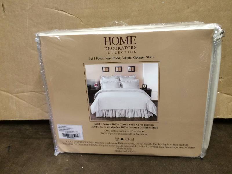 Home Decorators Queen Size Cream Duvet New