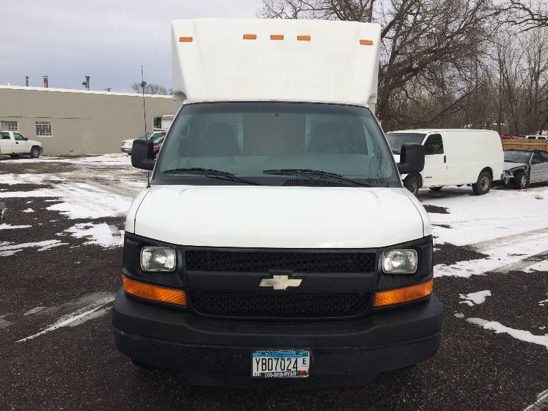 2004 Chevrolet Express Van 6.0L V8