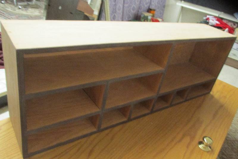 Shelf, 50 wide, 17 tall...