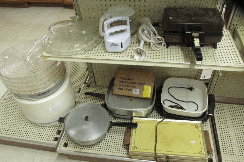 Lot of decorative items...