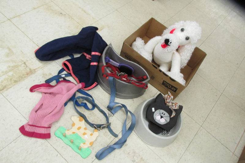 Lot of dog and pet accessories and ...