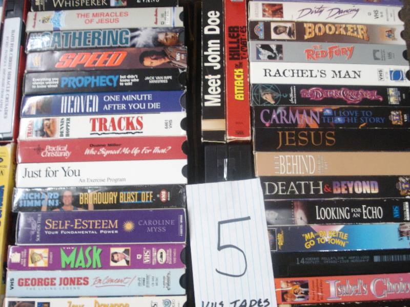 Lot of VHS Movies, see all photos f...