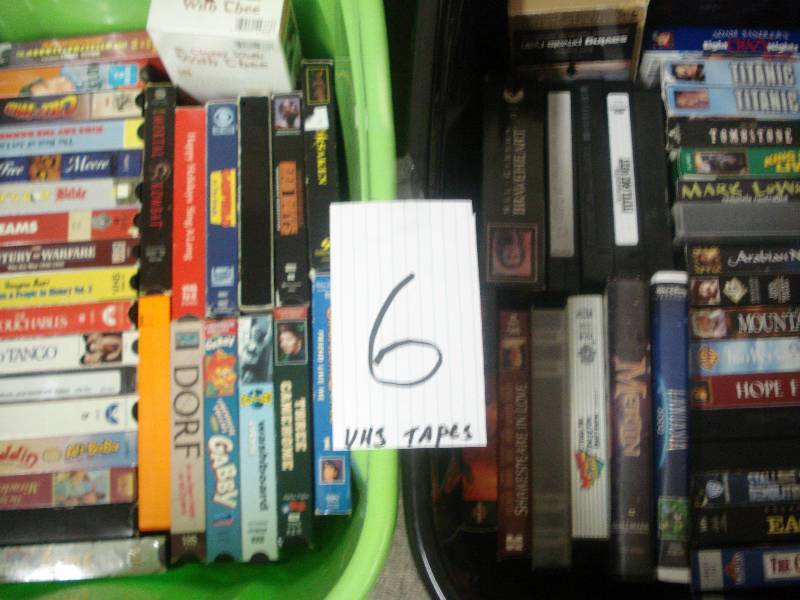 Lot of VHS Movies, see all photos f...