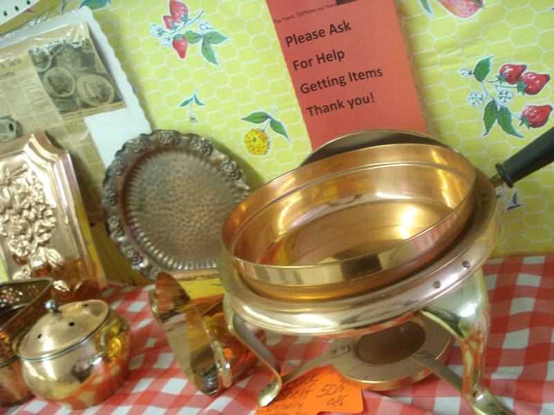 Lot of nice copper household items...