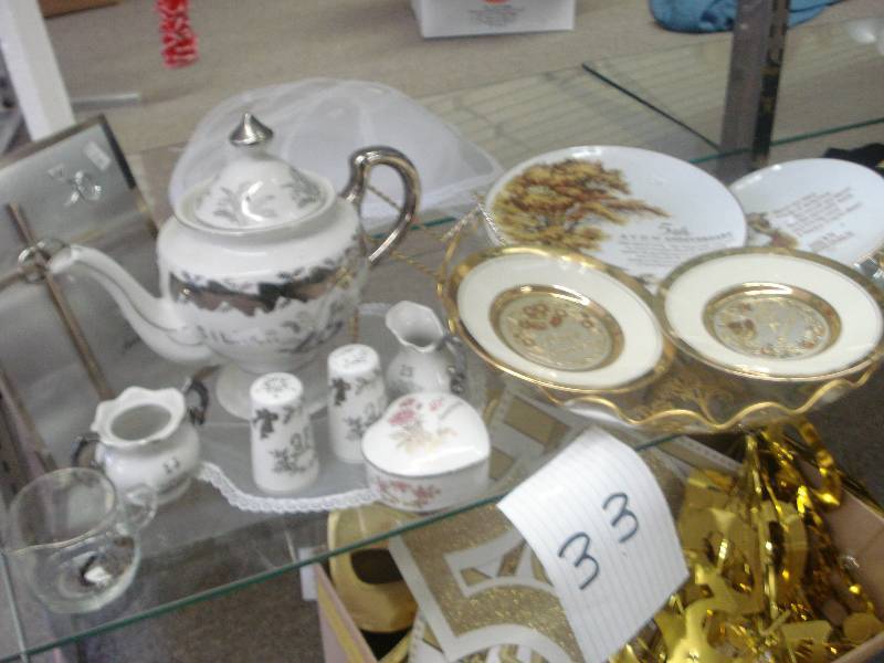 Lot of glassware...