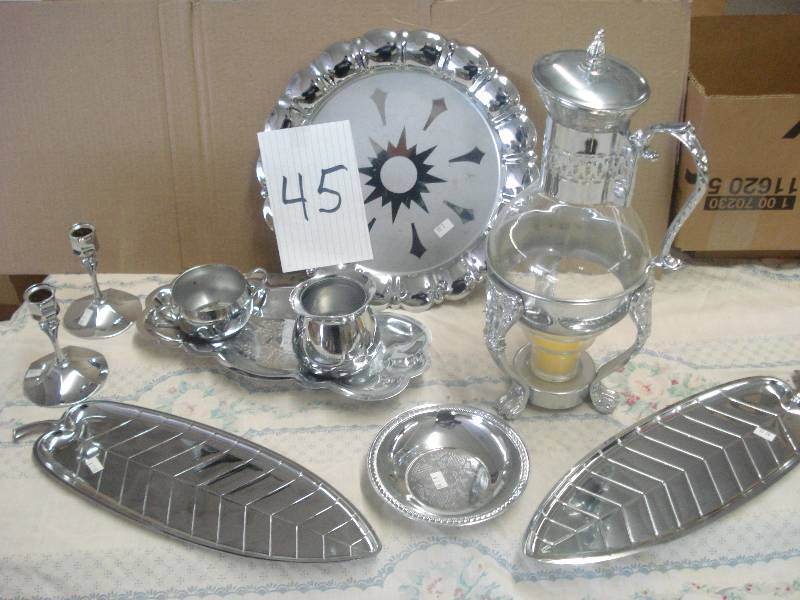 Lot of glassware...