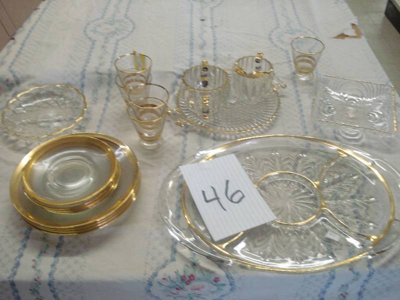 Lot of glassware...