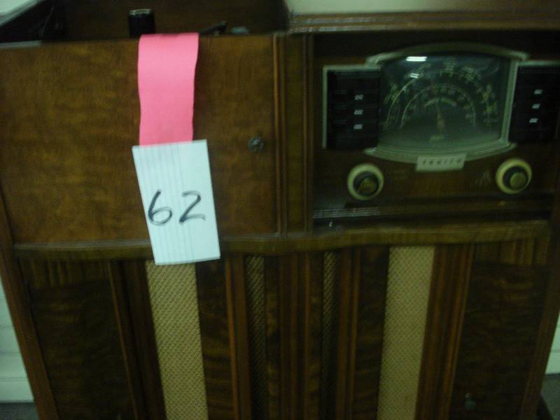 Vintage Zenith turntabe and radio...