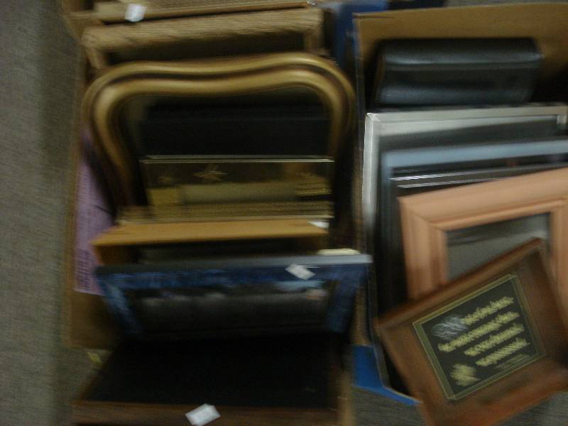 Lot of pictures and frames...