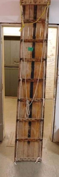 8 vintage wooden toboggan very uncommon size