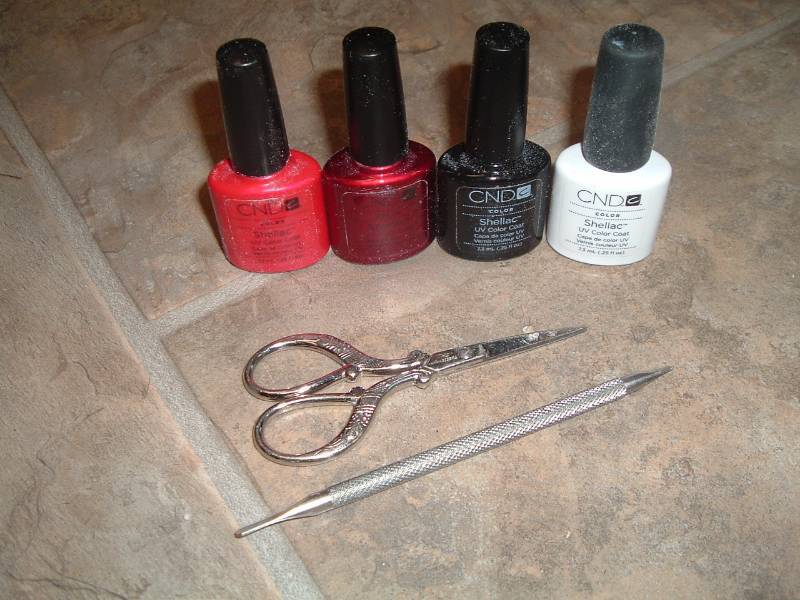Shellac Polishes and two tools