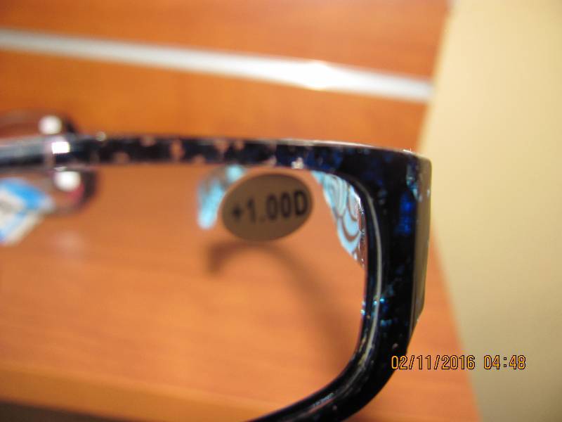 New Reading Glasses and Eye Glass Holder