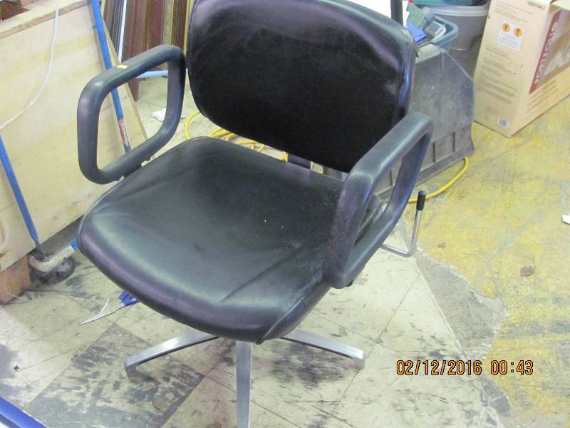 Shampoo Chair