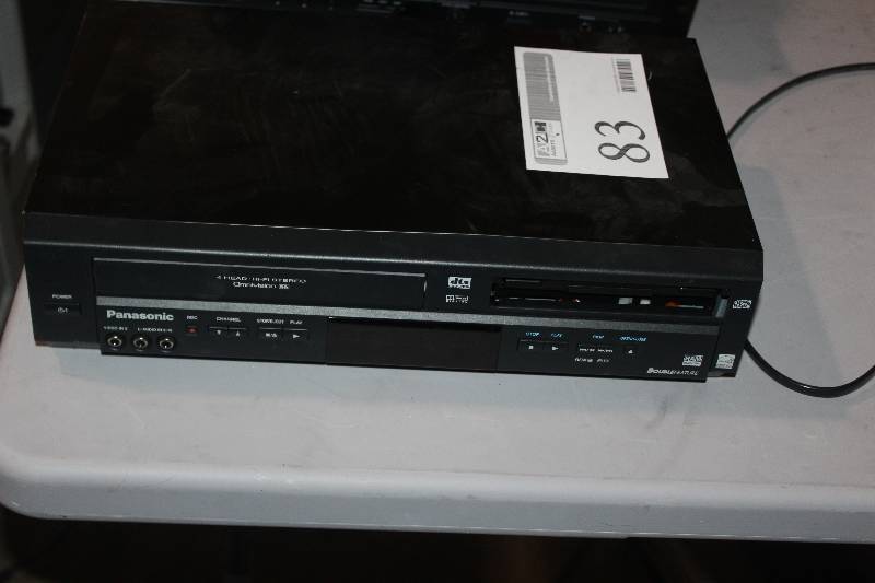 lot 83 image: Panasonic Progressive Scan DVD4Head VCR Combo