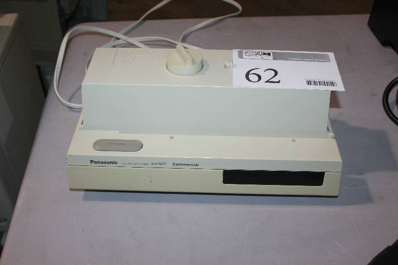 lot 62 image: Panasonic Commercial Electric 3Hole Punch KX-30P