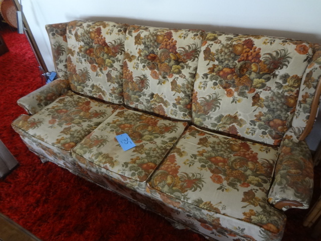 lot 75 image: Provincial Sofa