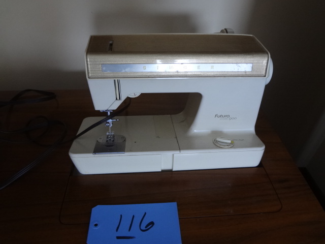 lot 116 image: Singer sewing Machine