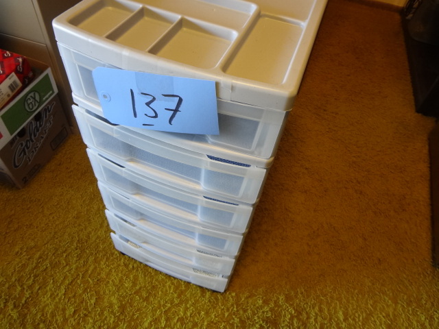 lot 137 image: Plastic Case
