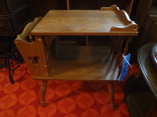 lot 198 image: Spinle End table