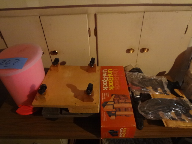 lot 267 image: Stuff, stuff...Look