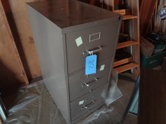 lot 302 image: File desk