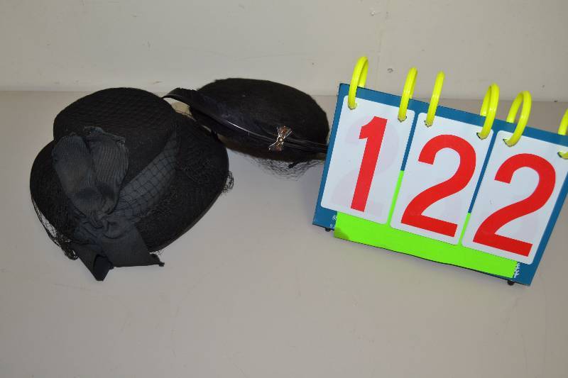 lot 122 image: Vintage Hats