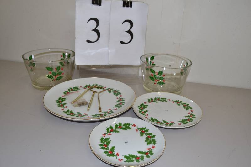 lot 33 image: Dishes