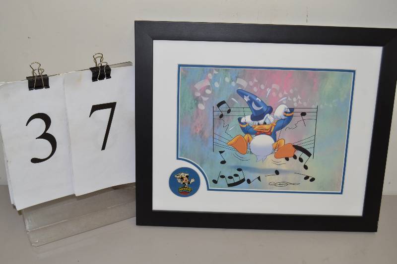 lot 37 image: Donald Duck Picture