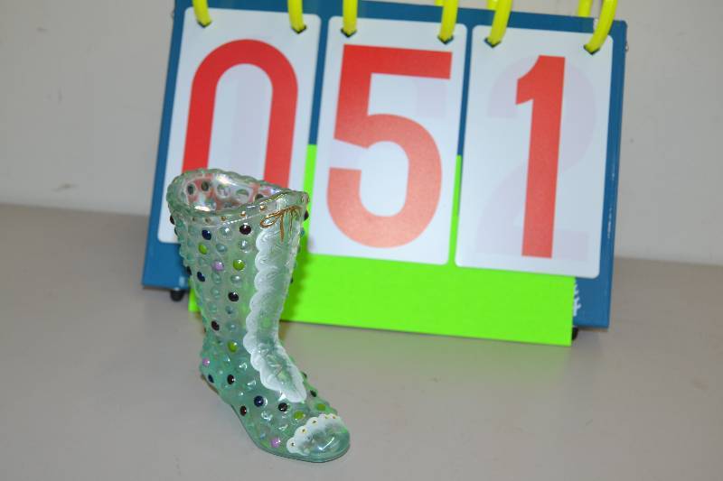 lot 51 image: Fenton