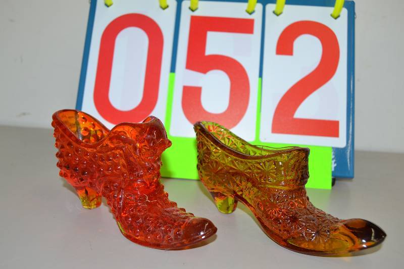 lot 52 image: Fenton