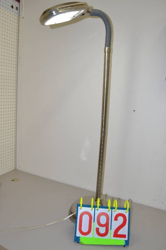 lot 92 image: Floor lamp