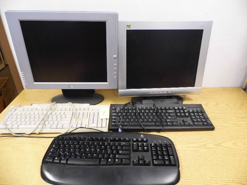 2 Monitors & 3 Keyboards