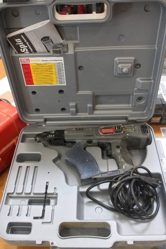 Senco Duraspin DS200-AC Collated Screw Driver