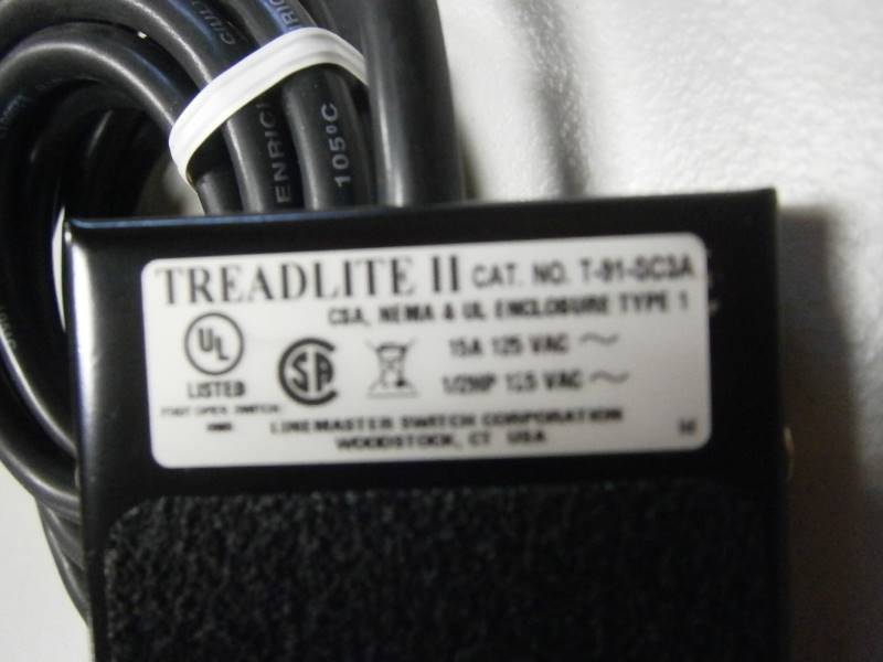 Momentary Foot Switch 120 volt