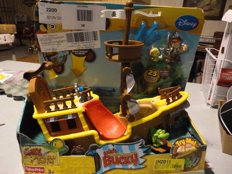 Jakes Musical Pirate Ship Bucky