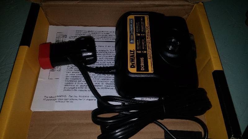 DeWalt Battery chargerbattery