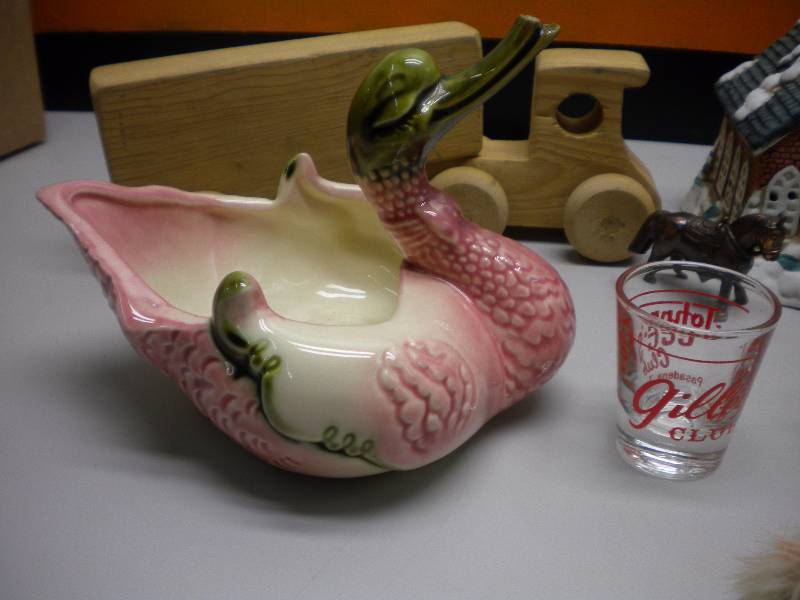lot 70 image: FIGURINES, SHOT GLASSES AND TOYS