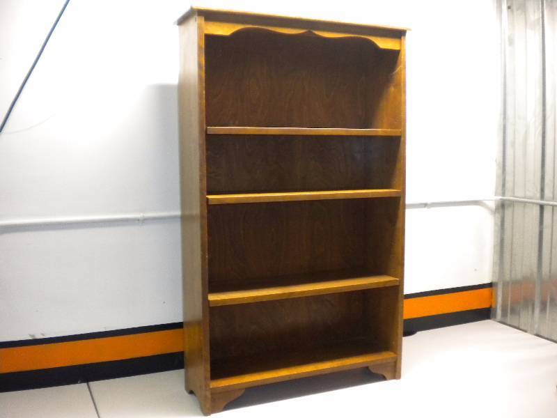 lot 64 image: BOOK SHELF